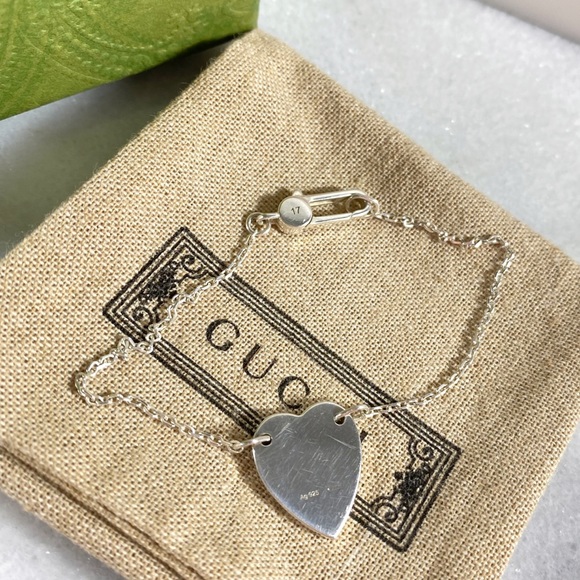 |SOLD| Gucci Sterling Silver Logo Heart Bracelet - Picture 6 of 10